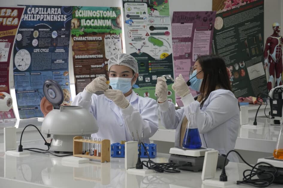 Bachelor of Science in Medical Laboratory Science (Medical Technology) _DSC0122